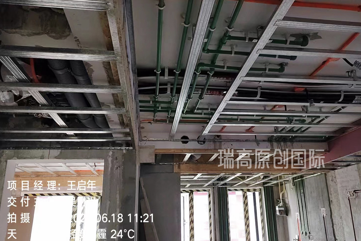 雅居乐 185㎡ 现代简约风格装修在施工地-木工施工