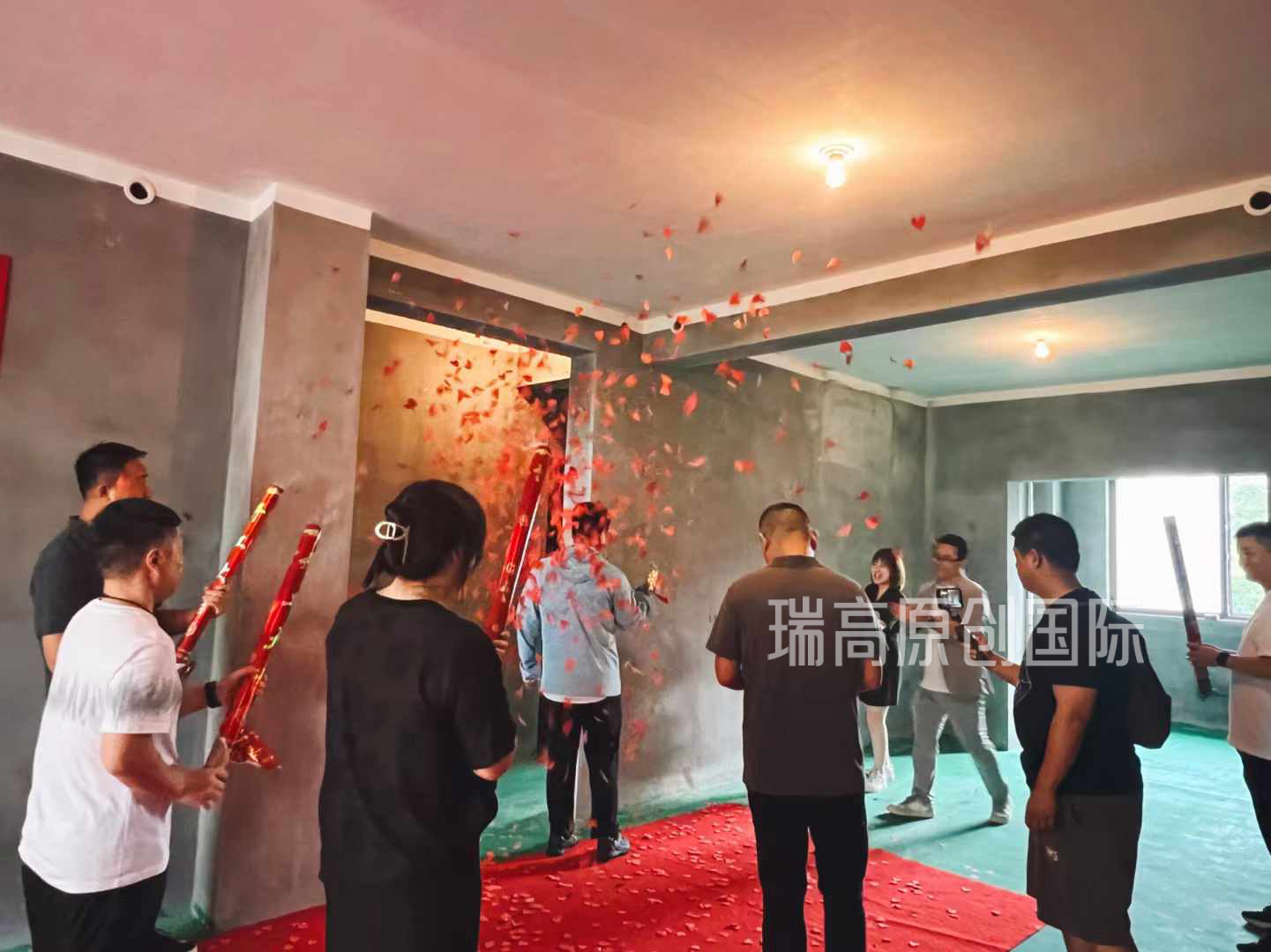 九如府 179㎡ 现代简约风格装修在施工地-2024年8月16日 7:28 吉时已至，瑞高原创恭祝九如府业主福宅开工大吉！